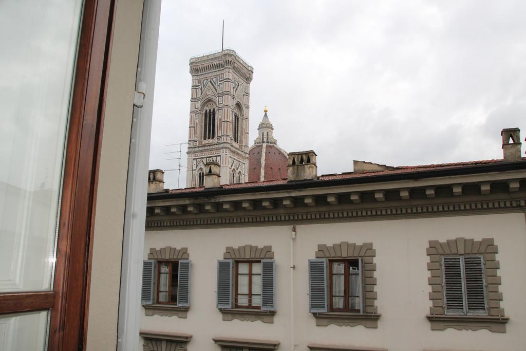 B&B Magnifico Messere Firenze Bagian luar foto