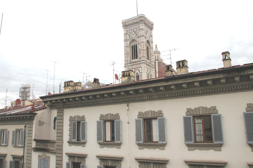 B&B Magnifico Messere Firenze Ruang foto