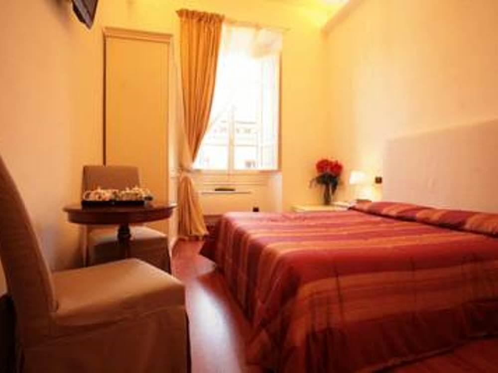 B&B Magnifico Messere Firenze Bagian luar foto