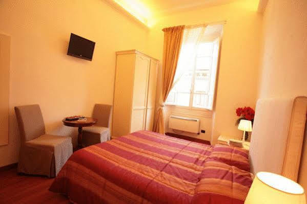 B&B Magnifico Messere Firenze Bagian luar foto